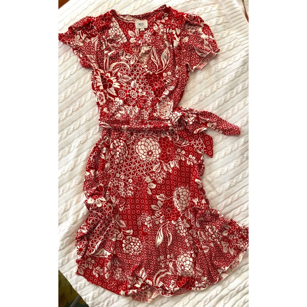 SALE Eci Red Floral Dress with Vintage Flair